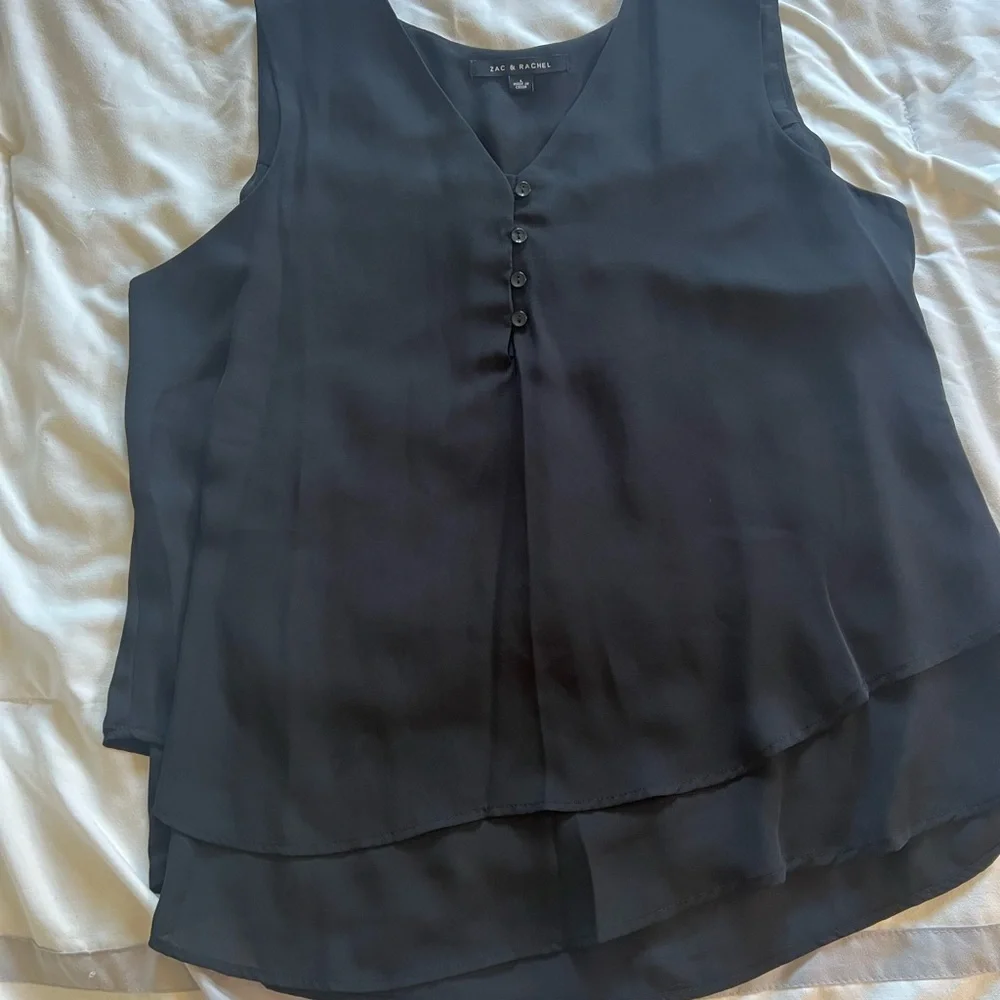 Zac & Rachel Black Sleeveless V-Neck Blouse with Relaxed Fit